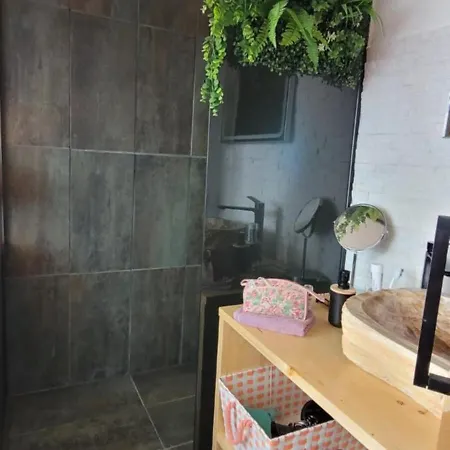 Chez Claudine Et Charles - 아파트 *