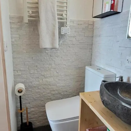 Chez Claudine Et Charles - Appartement *